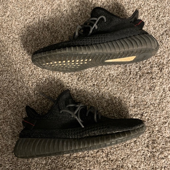 Yeezy 350 - Picture 4 of 4